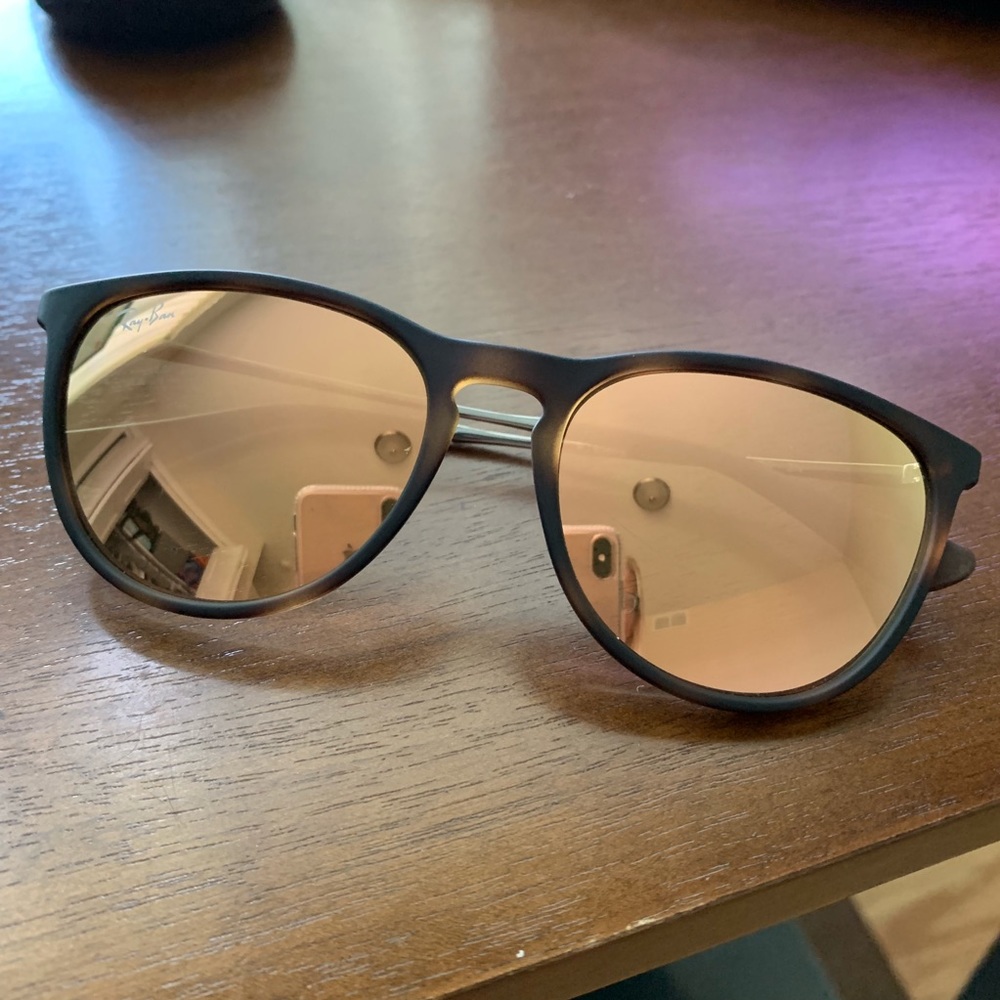 Ray-Ban Izzy Sunglasses